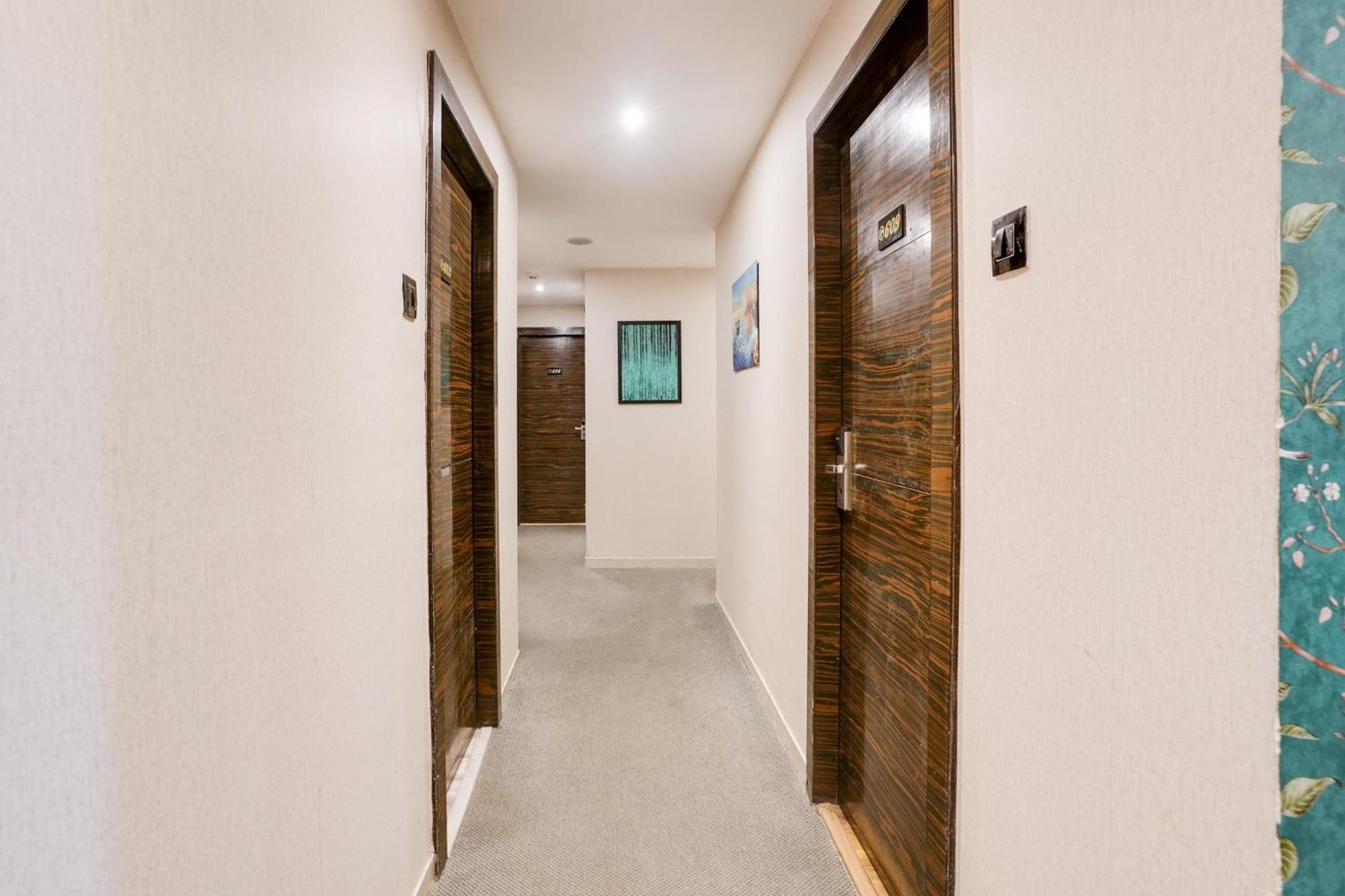 Super Collection O Andheri Near Western Express Highway Bombay Exterior foto